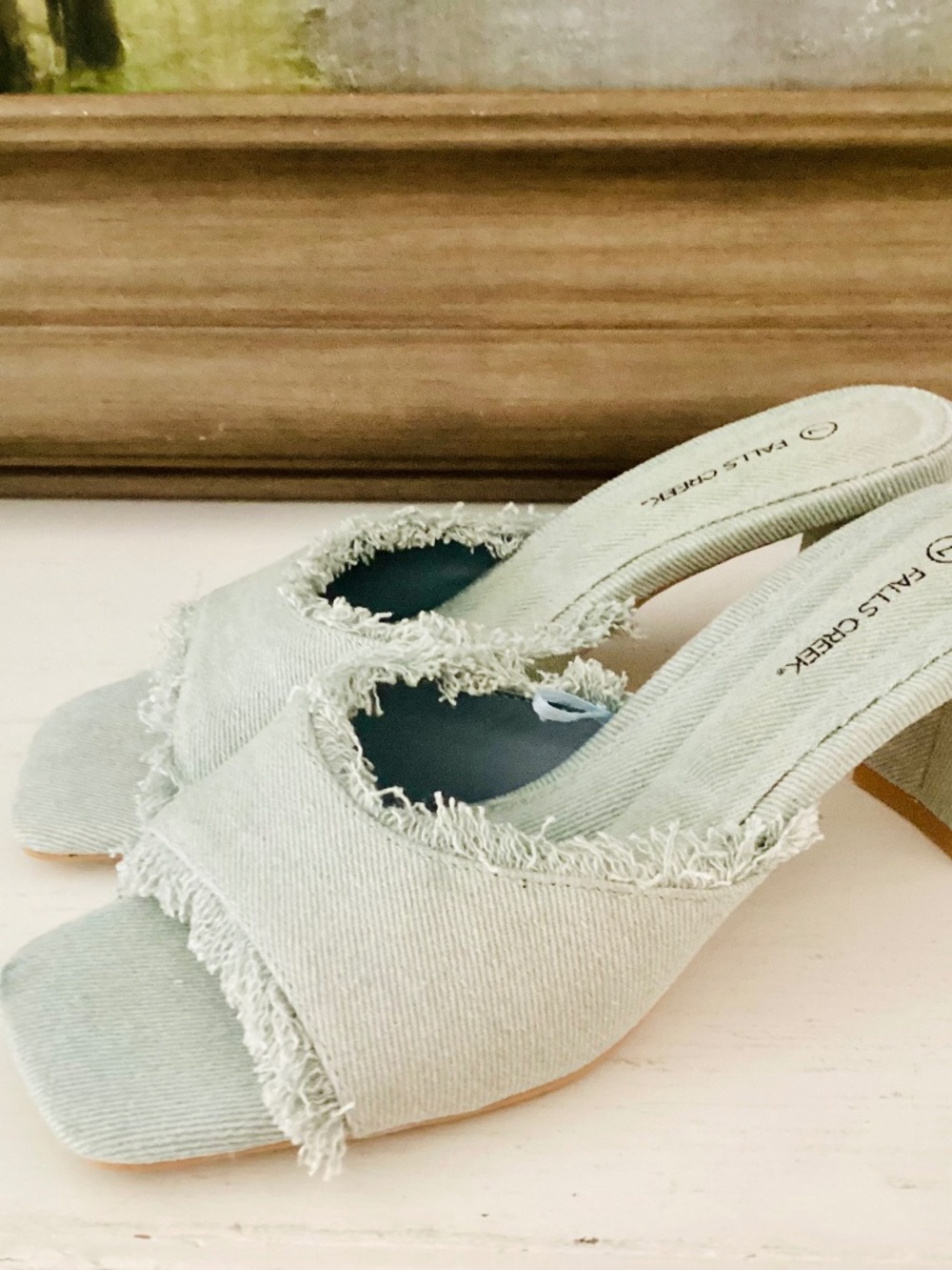 Falls Creek Blue Denim Frayed Block Heel Mules size women’s 7 casual everyday
